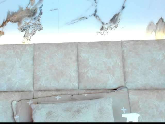 KarolBlanco live cam on BongaCams