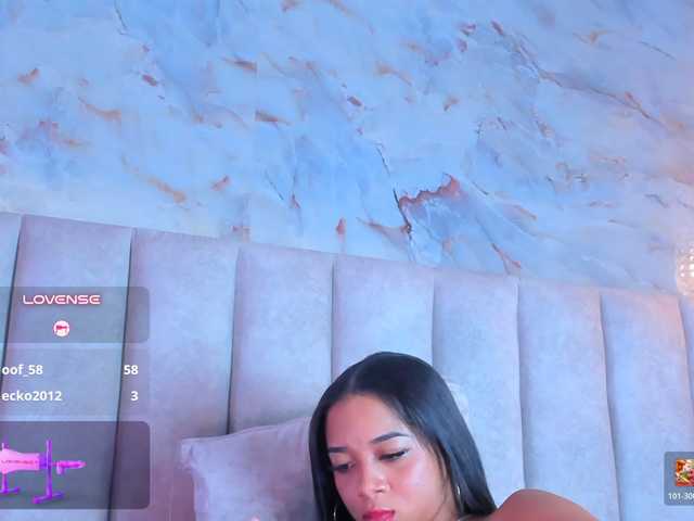 KarolBlanco live cam on BongaCams