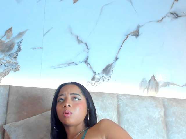 KarolBlanco live cam on BongaCams