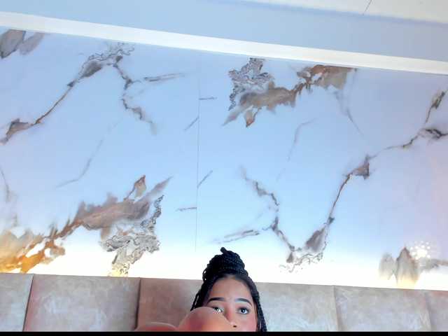 KarolBlanco live cam on BongaCams