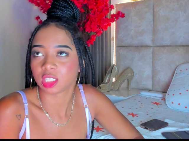 KarolBlanco live cam on BongaCams