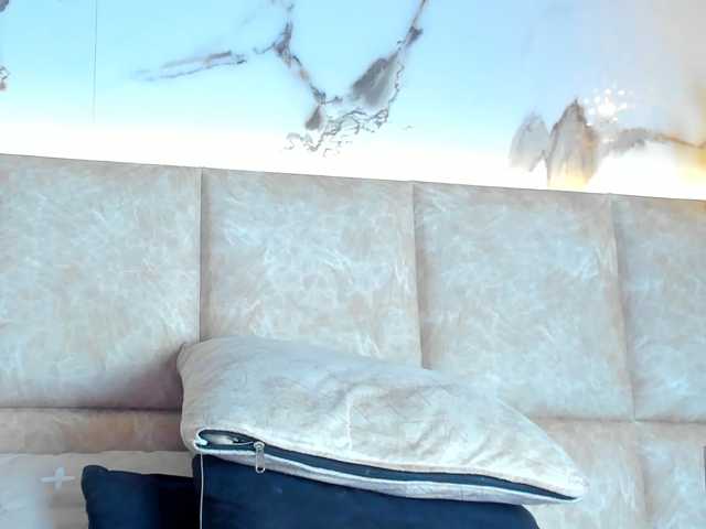 KarolBlanco live cam on BongaCams