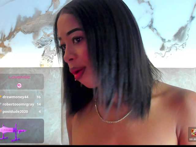 KarolBlanco live cam on BongaCams