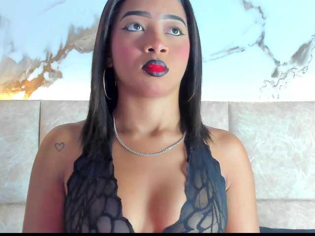KarolBlanco live cam on BongaCams