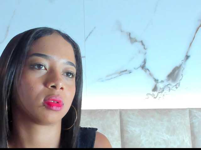 KarolBlanco live cam on BongaCams