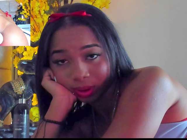 KarolBlanco live cam on BongaCams