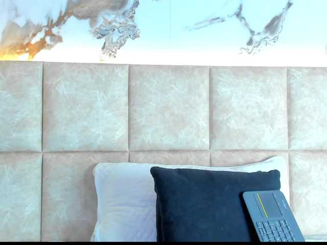 KarolBlanco live cam on BongaCams