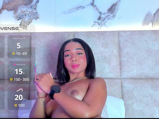 KarolBlanco live cam on BongaCams