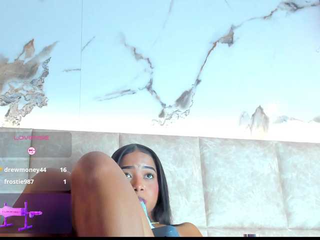 KarolBlanco live cam on BongaCams