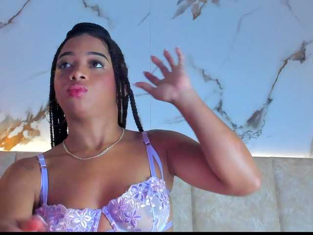 KarolBlanco live cam on BongaCams