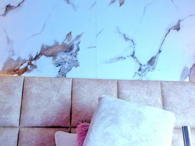 KarolBlanco's BongaCams show and profile