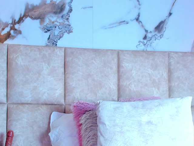 KarolBlanco's BongaCams show and profile