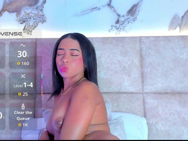 KarolBlanco live cam on BongaCams