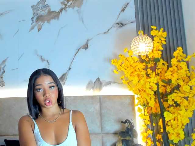 KarolBlanco live cam on BongaCams