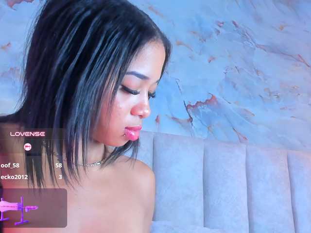 KarolBlanco live cam on BongaCams