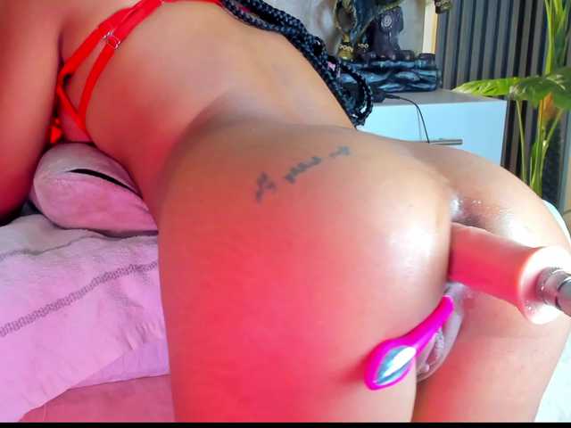 KarolBlanco live cam on BongaCams