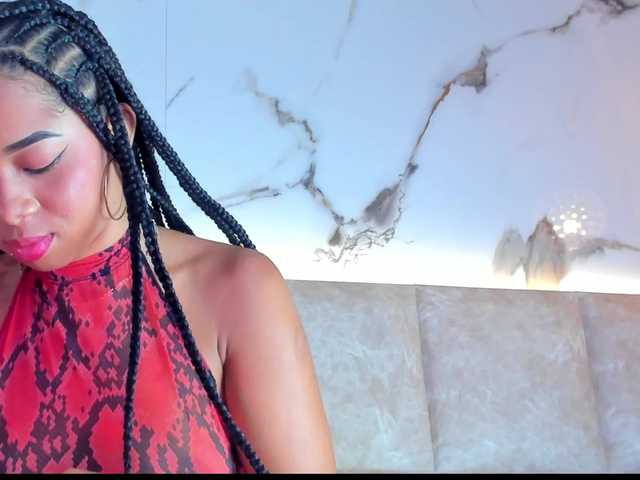 KarolBlanco live cam on BongaCams