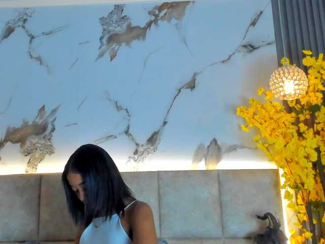 KarolBlanco live cam on BongaCams