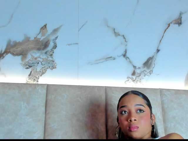 KarolBlanco live cam on BongaCams