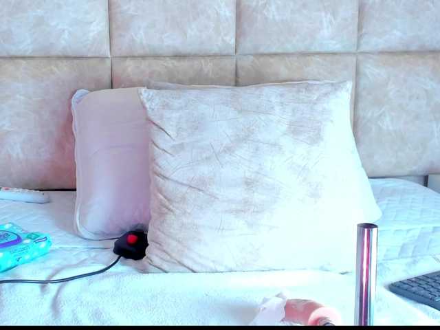 KarolBlanco live cam on BongaCams