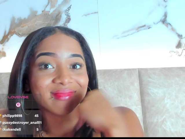 KarolBlanco live cam on BongaCams