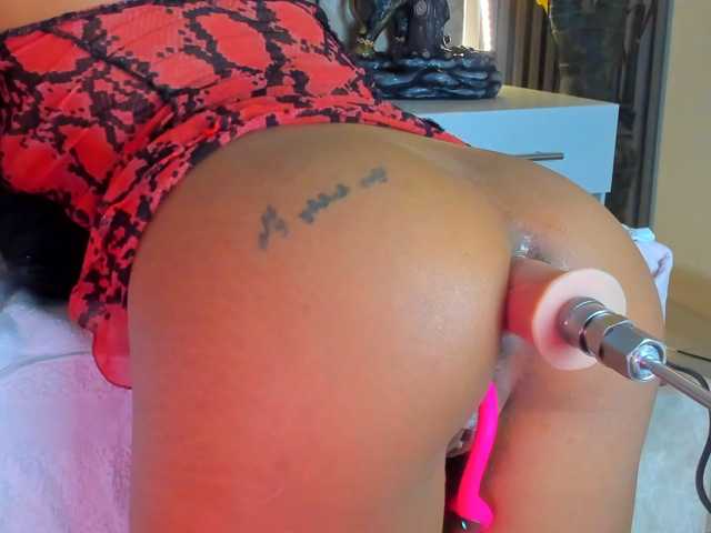 KarolBlanco live cam on BongaCams