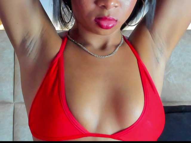 KarolBlanco live cam on BongaCams