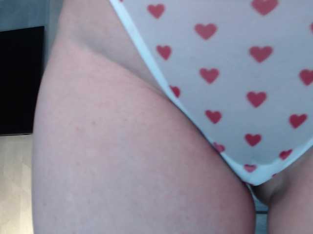 zhemchuzhinka's BongaCams show and profile