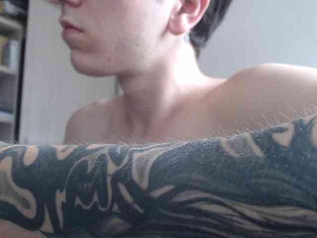 Allekey Live Webcam on BongaCams