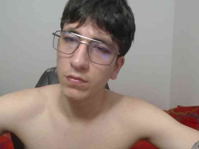 Allekey Live Webcam on BongaCams