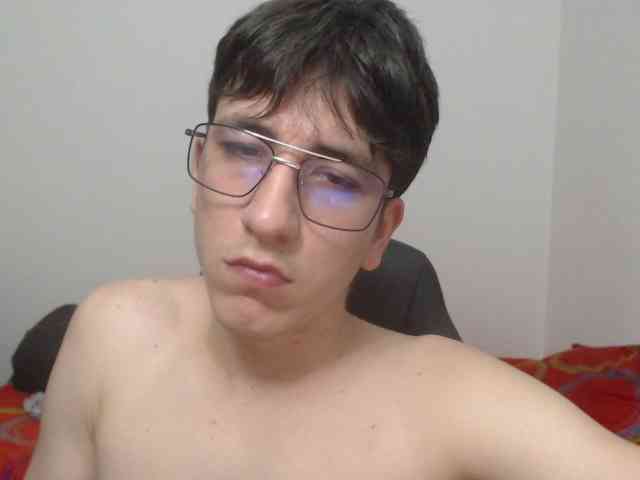 Allekey Live Webcam on BongaCams