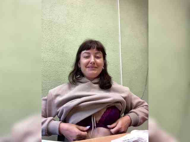 KatrinZeta webcam