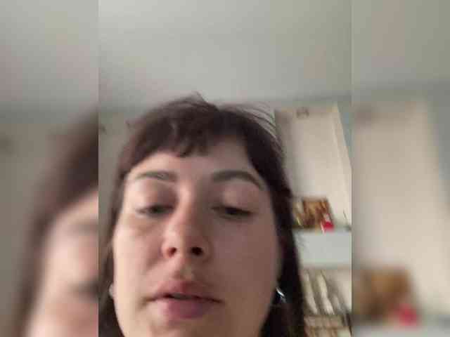 KatrinZeta webcam