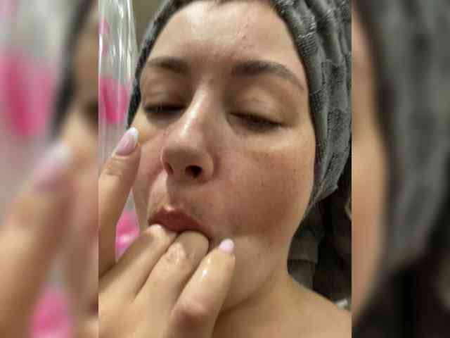 Ekaterina-2017 Sex Cam Show