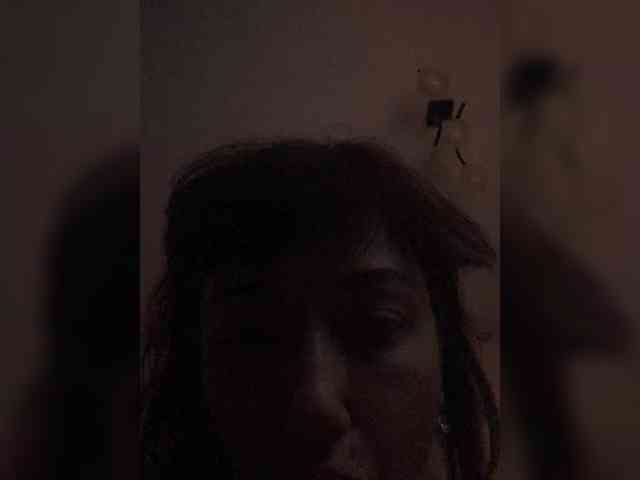 KatrinZeta webcam