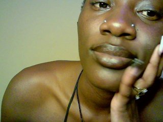 Savagetonguee's Live Webcam