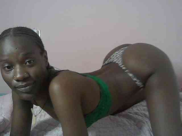 Savagetonguee Savagetonguee
