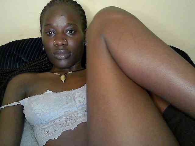 Savagetonguee webcam