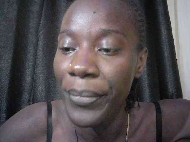 Savagetonguee webcam