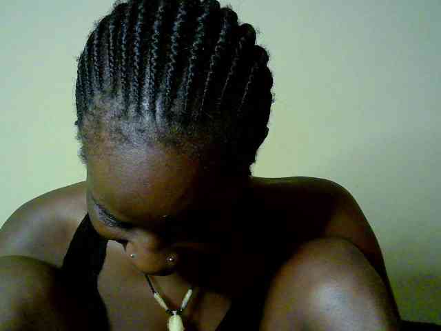 Savagetonguee webcam