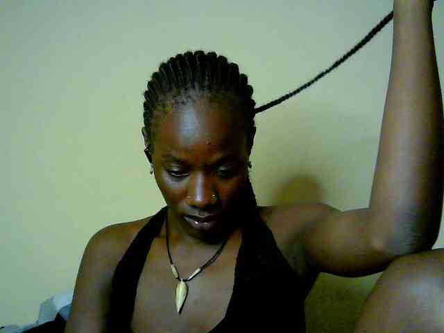 Savagetonguee webcam