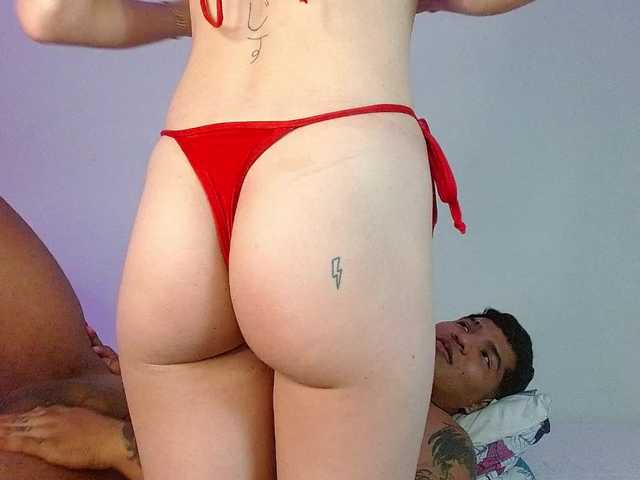 latihotlove live cam on BongaCams