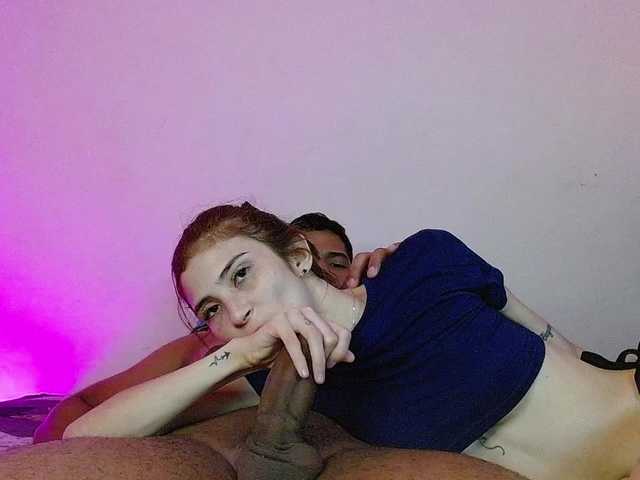 latihotlove live cam on BongaCams