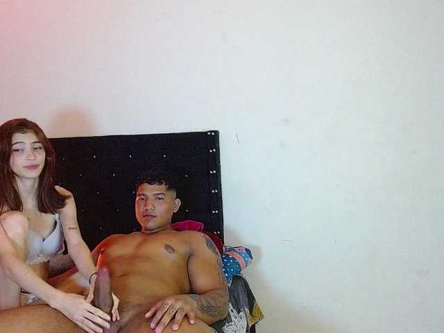latihotlove live cam on BongaCams