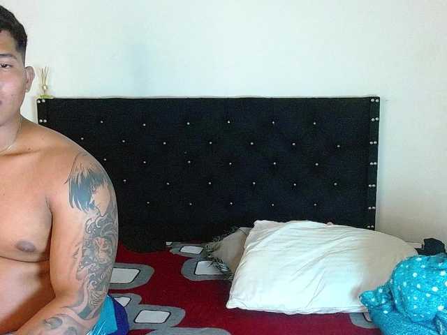 latihotlove's BongaCams show and profile