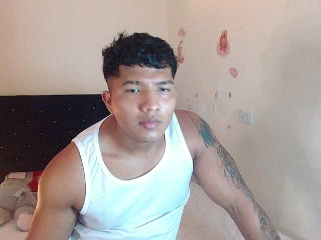 latihotlove live cam on 
