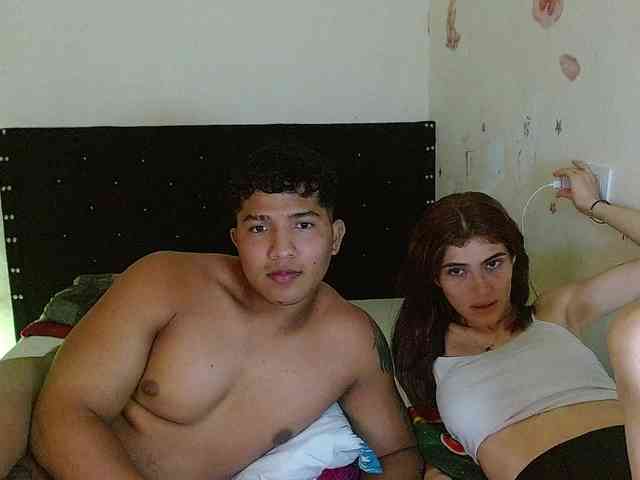 Modelo: latihotlove