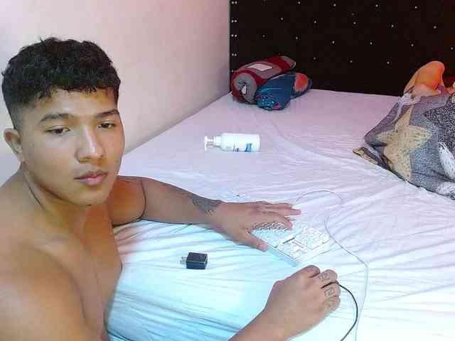 latihotlove latihotlove