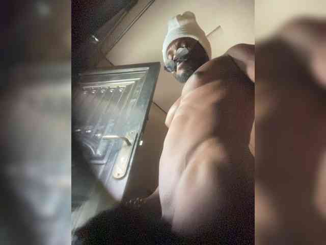 BlueBlackBrownie Sex Cam Show