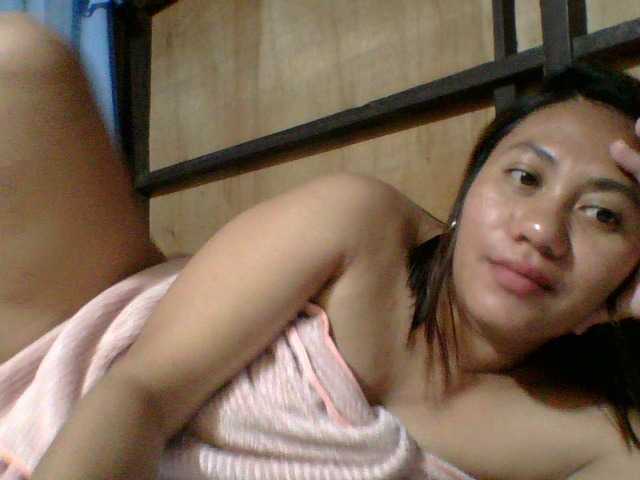 Hotthea23 — live female cam